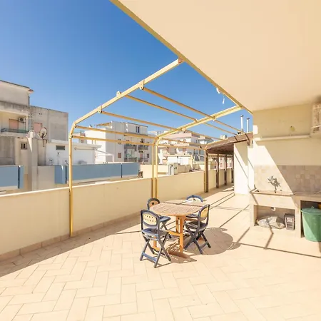In With Sea View Terrace Apartment
